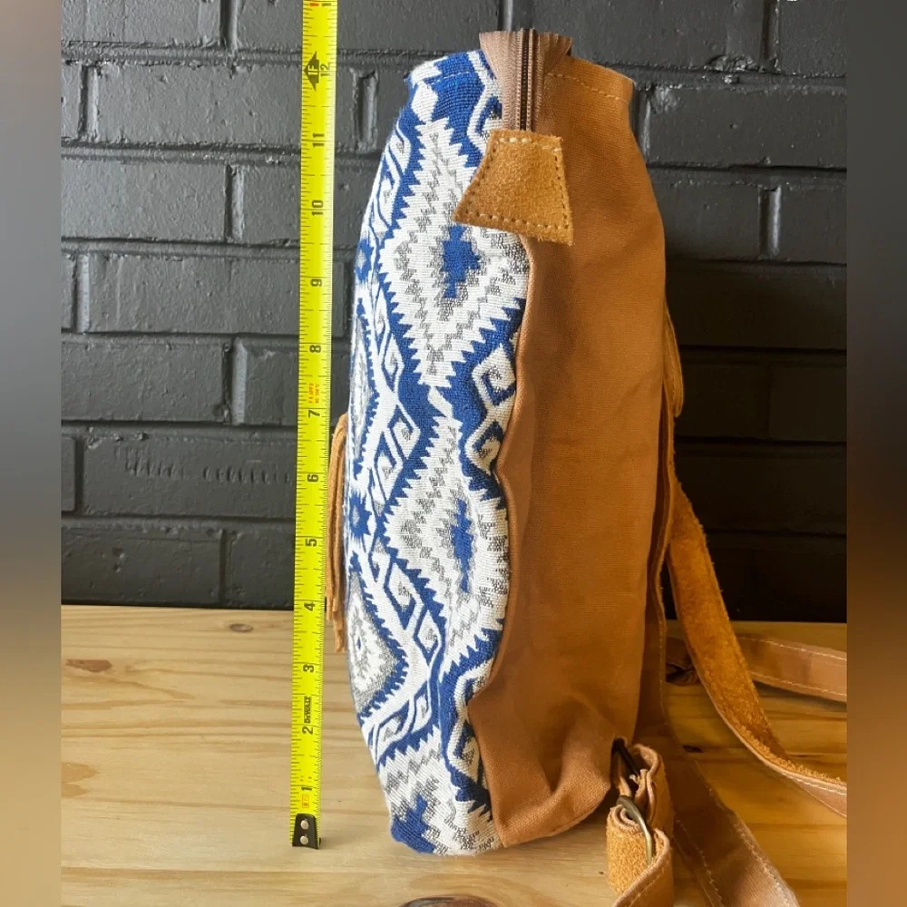 Aztec Backpack - Picture 5 of 8